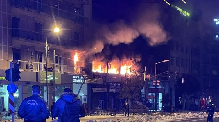Μεγάλη έκρηξη στη Λ. Συγγρού - Τεράστια καταστροφή σε κατοικίες και γραφεία