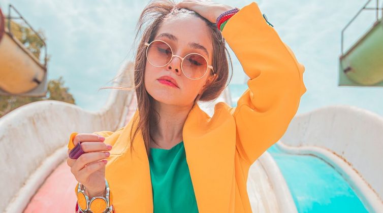 5+1 ιδέες για να κάνεις το σωστό το color-blocking και να είσαι φιγουρίνι από το πρωί μέχρι το βράδυ