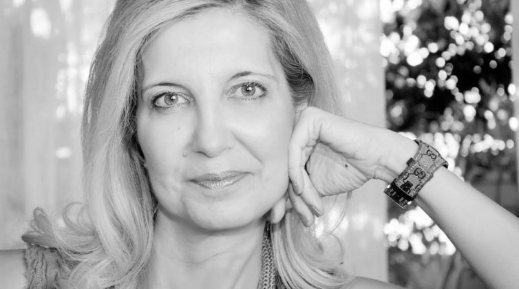 Η συγγραφέας Σοφία Δημοπούλου στο Infowoman.gr: Να εκπαιδεύσουμε τα αγόρια μας να δείχνουν στις γυναίκες σεβασμό