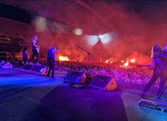 οι-σατανάδες-iron-maiden-φταίνε-για-τη-φωτιά-σ