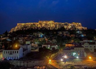 5 δροσερές ταράτσες στο κέντρο της Αθήνας: Θα σε κάνουν να ερωτευτείς το καλοκαίρι στην πόλη!