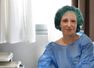 Η Ιωάννα Παλιοσπύρου δημοσιεύει φωτογραφίες από το νέο της χειρουργείο: "Πάντα θα σας δείχνω και την άλλη πλευρά"