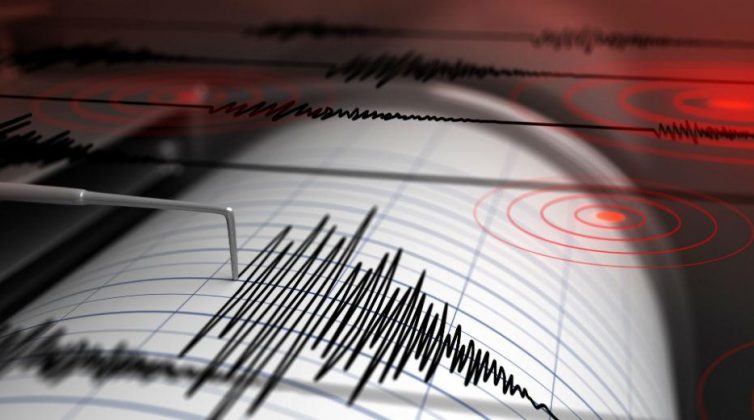 Ευθύμιος Λέκκας: Υπαρκτή η πιθανότητα για μεγαλύτερο σεισμό στην Εύβοια