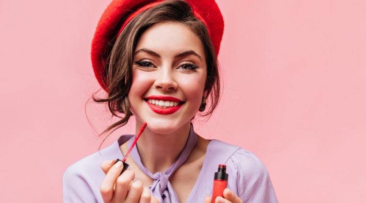 Ψάξαμε και βρήκαμε τα top make-up trends που φέρνει το 2023!