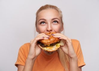 junk-food-από-σπίτι-5-λόγοι-για-να-μαγειρέψεις-μ