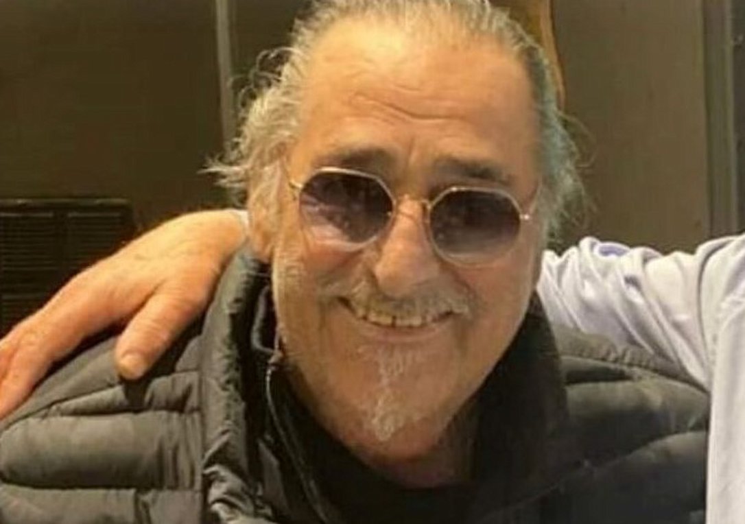 Βασίλης Καρράς: Ο γνωστός τραγουδιστής κατεβαίνει στην πολιτική - Πού θα είναι υποψήφιος