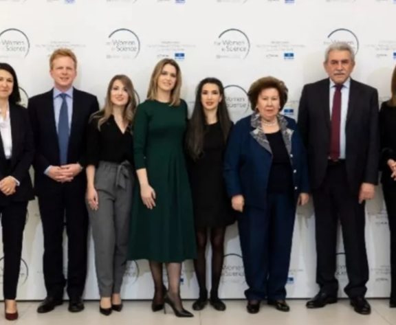 loreal-unesco-για-τις-γυναίκες-στην-επιστήμη