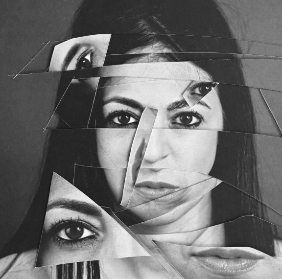 4-48-psychosis-στο-επί-κολωνώ-με-την-pavlina-styl-σε-σκηνοθ