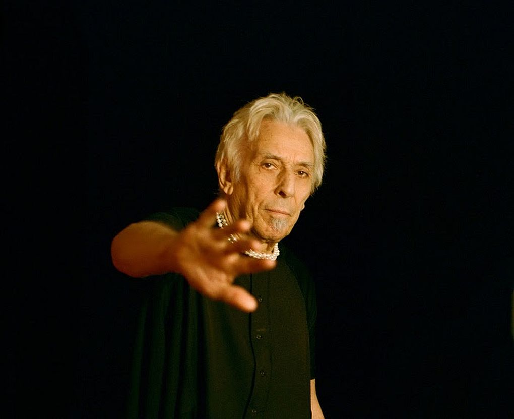 Hallelujah: Ο παγκόσμιος ύμνος του Cohen που αρχικά πέρασε απαρατήρητος - Τον απογείωσε αργότερα ο Cale