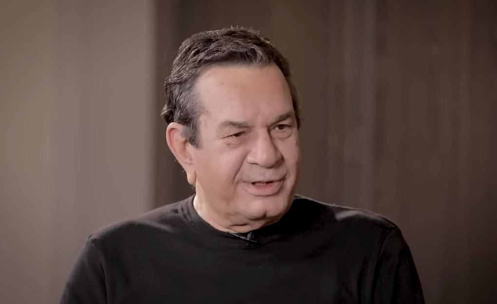 Συγκλονίζει ο Σταμάτης Σπανουδάκης: «Στα 12 μου, η μητέρα μου με πήγε σε ψυχίατρο»