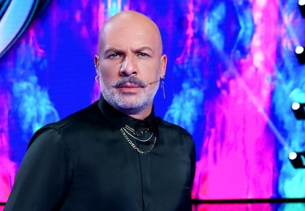 Νίκος Μουτσινάς: Στο νοσοκομείο εσπευσμένα ο παρουσιαστής- Δεν θα βγει η εκπομπή του