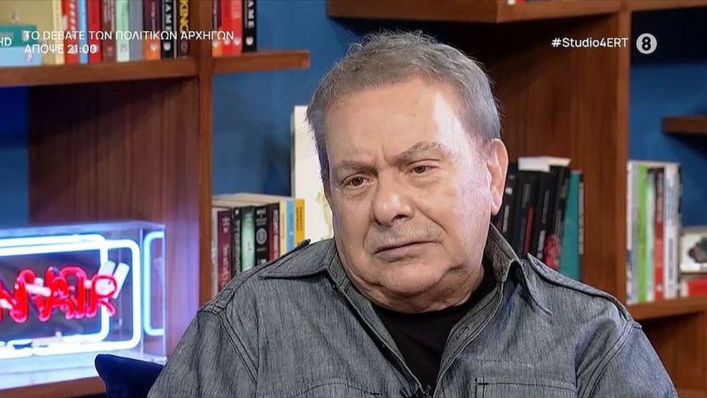 Μανώλης Μητσιάς: "Αστυνομικός με χτύπησε με την κάννη στο κεφάλι"