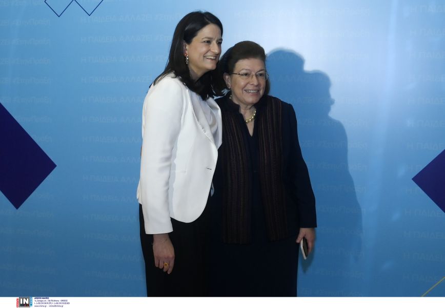 15 γυναίκες υπουργοί και υφυπουργοί στη νέα κυβέρνηση - Ας δούμε ποιες είναι
