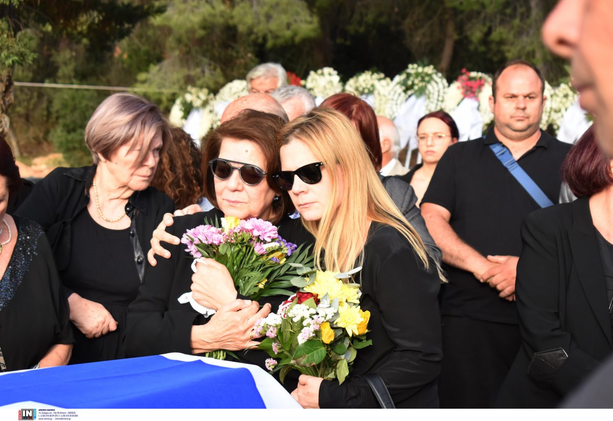 Γιάννης Μαρκόπουλος: Σε κλίμα βαθιάς συγκίνησης η κηδεία του σπουδαίου συνθέτη