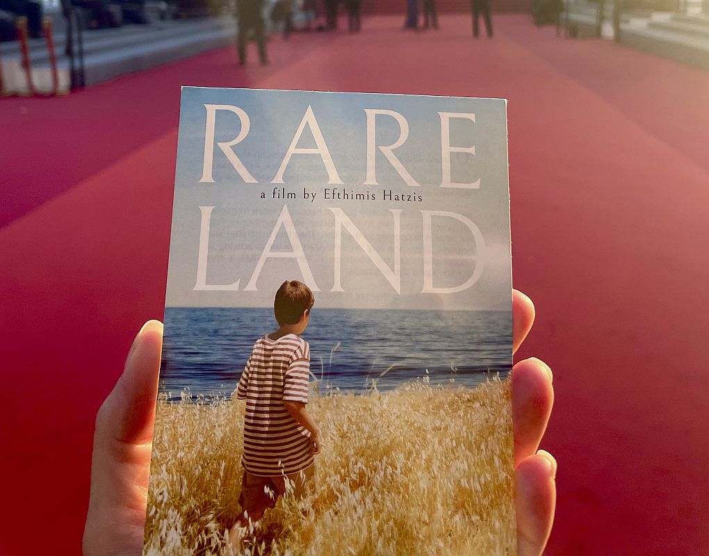 «Rare Land»: Η ταινία του Ευθύμη Χατζή για τις σπάνιες παθήσεις στo Φεστιβάλ των Καννών