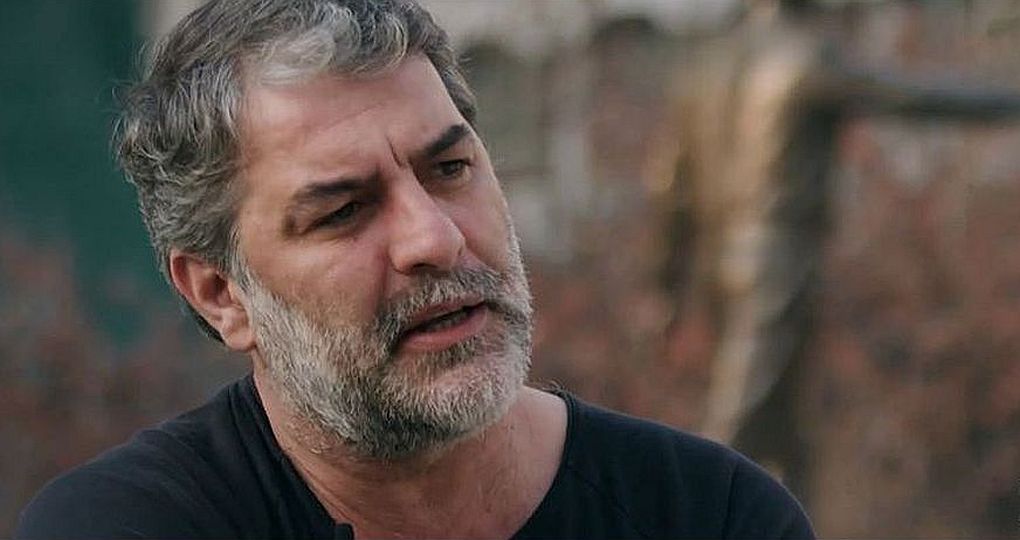 Ο Βασίλης Μπισμπίκης μπαίνει στον Σασμό - Ο σκοτεινός ρόλος που θα φέρει τα πάνω κάτω