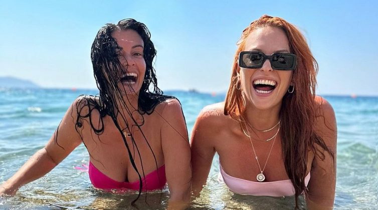 Σίσσυ Χρηστίδου και Μαρία Κορνθίου με μαγιό αλά Barbie - Γιατί τις έκραξαν στο Instagram