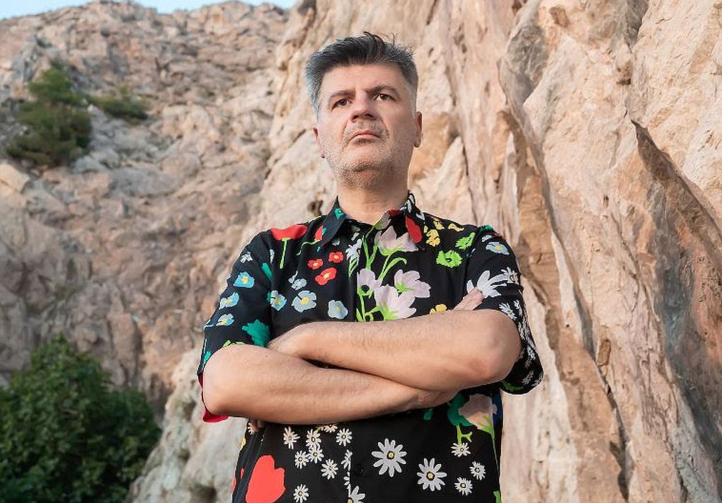 Φοίβος Δεληβοριάς: Συγκεντρώνει είδη πρώτης ανάγκης για τους πλημμυροπαθείς στην αποψινή συναυλία του