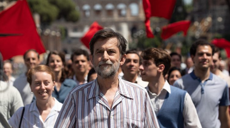 «Ένα καινούργιο αύριο»: Ο Nanni Moretti επιστρέφει για να μιλήσει για τη μαγεία του κινηματογράφου σήμερα