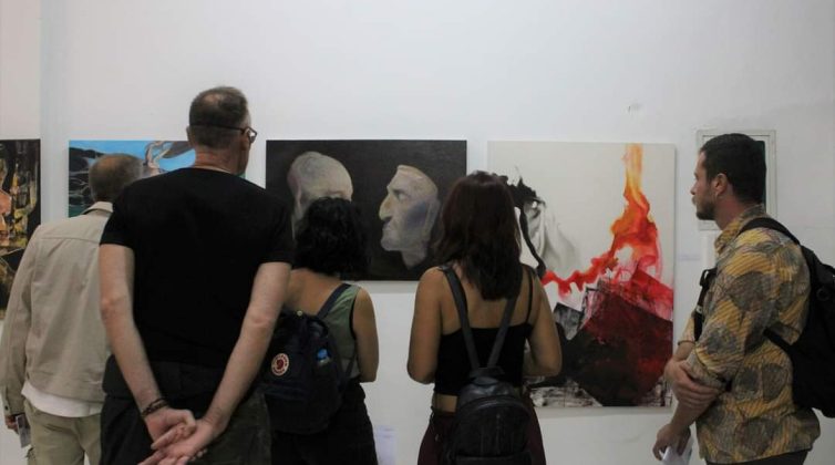 Ένα ερωτικό γράμμα: Ομαδική έκθεση σύγχρονης τέχνης στο επετειακό Μικρό Παρίσι των Αθηνών