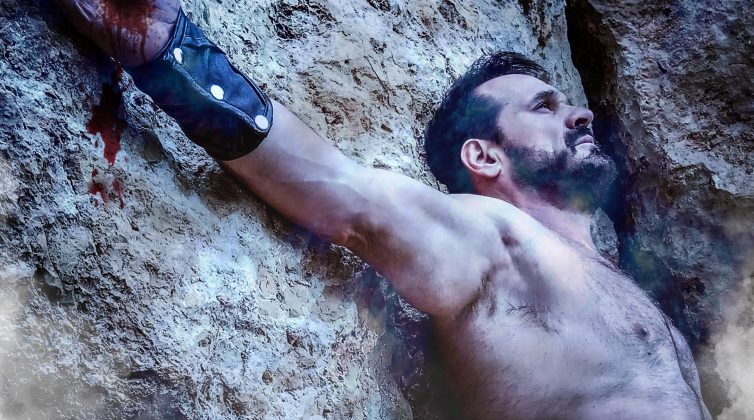 Κερδίστε 4 διπλές προσκλήσεις για την παράσταση «Προμηθέας Εσταυρωμένος» - Για τις 16/12