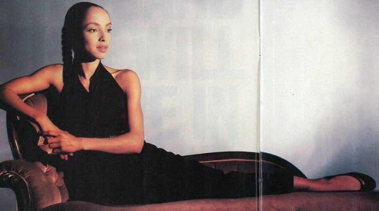 Sade: Πού «χάθηκε» η πανέμορφη ντίβα της soul της δεκαετίας του ‘80