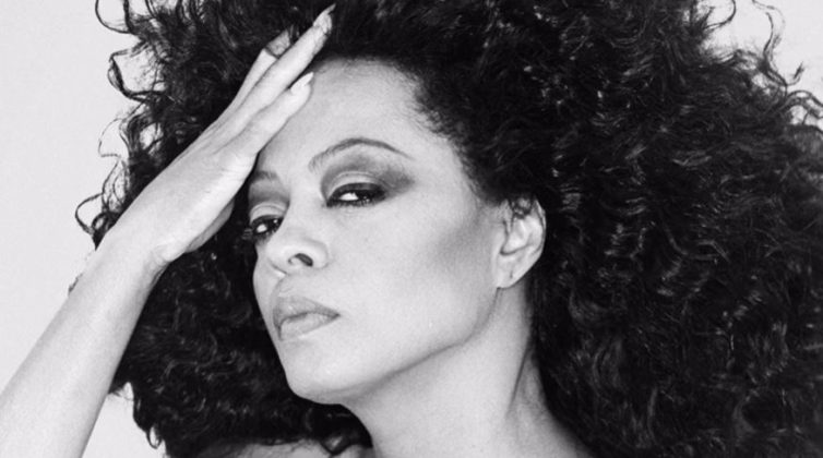 H Diana Ross στα 79 της πρωταγωνιστεί στη νέα καμπάνια του Yves Saint Laurent