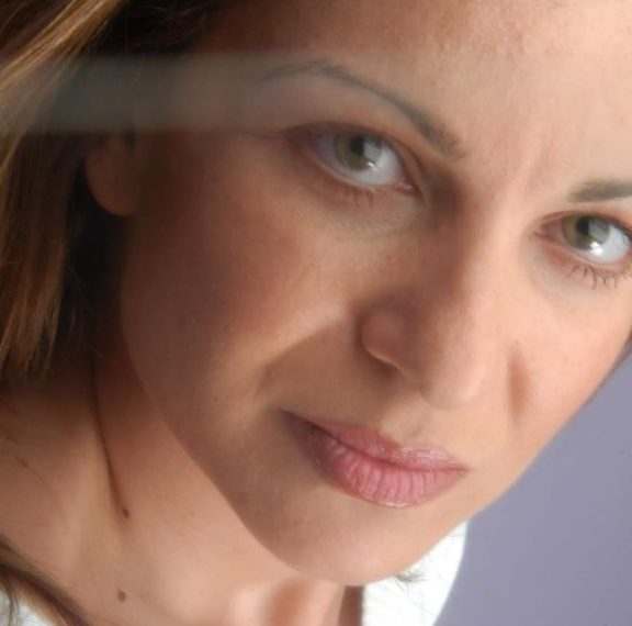 η-αλεξάνδρα-χαραλαμπίδου-στο-infowoman-gr-φταί