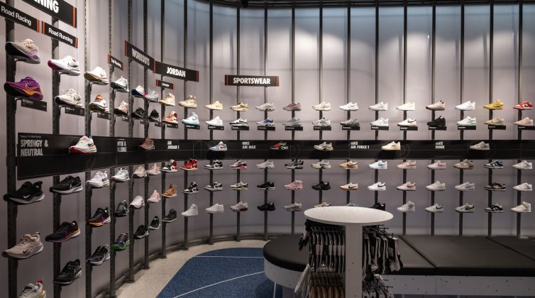 NIKE: Το ολοκαίνουριο κατάστημα Nike West Athens άνοιξε τις πόρτες του και σε περιμένει για την απόλυτη εμπειρία αγορών