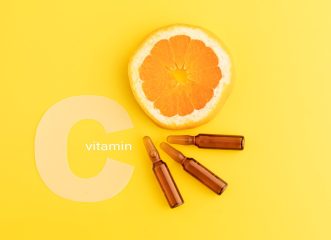 tα-5-καλύτερα-serum-βιταμίνης-c-για-απαλό-και-φ