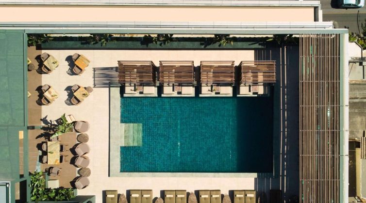 Fashion Room Service: Η μεγαλύτερη fashion βραδιά της Αθήνας έρχεται στο πιο luxury pool rooftop με θέα στο Πεδίον του Άρεως