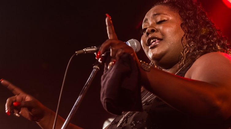 Crystal Thomas Band feat. Luca Giordano στο Half Note