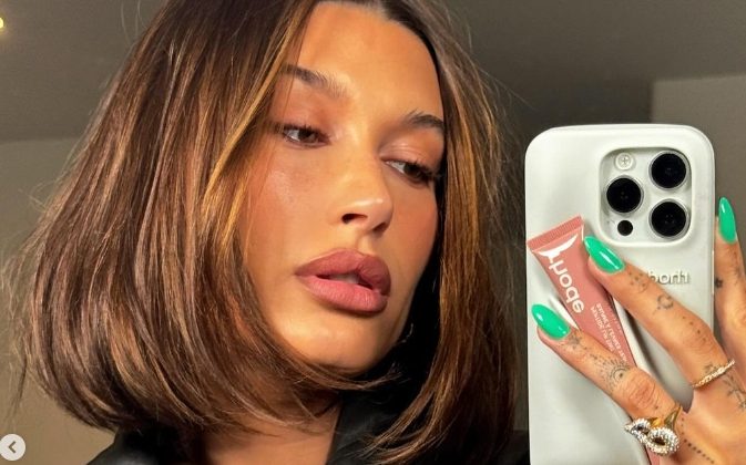 Hailey Bieber: Έκοψε τα μαλλιά της κοντά και έγινε viral!