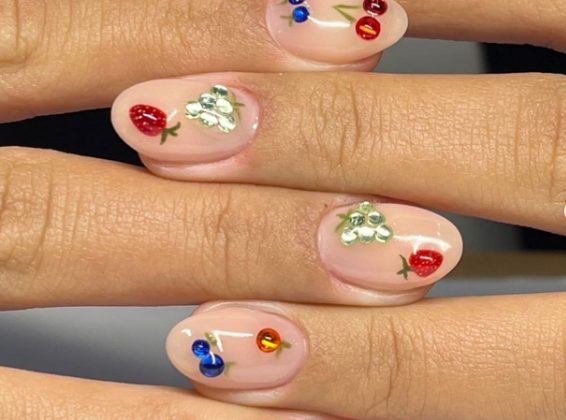 Frutti Nails: Πρόκειται να γίνει το πιο δημοφιλές μανικιούρ του καλοκαιριού!