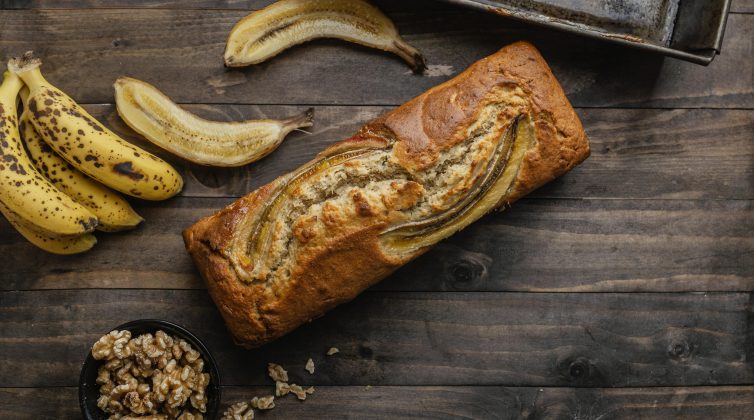 3 συνταγές για banana bread που θα ξετρελάνουν τους πιο απαιτητικούς ουρανίσκους