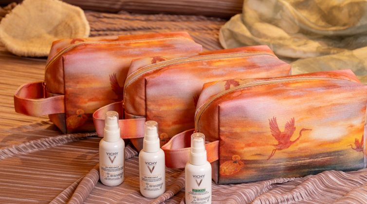 Vichy: Υποδέχεται το καλοκαίρι με ένα μοναδικό summer pouch και την αντηλιακή σειρά Capital Soleil