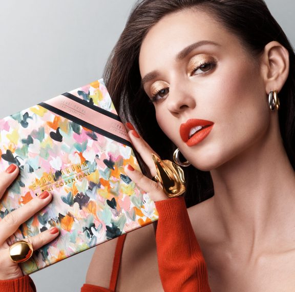 bobbi-brown-x-kerri-rosenthal-η-ομορφιά-είναι-αγάπη
