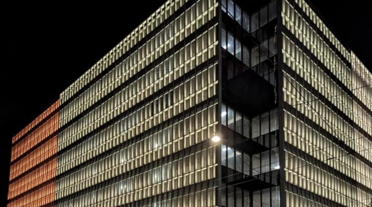 Το θρυλικό «Μινιόν» των παιδικών μας χρόνων μεταμορφώνεται σε giga Zara