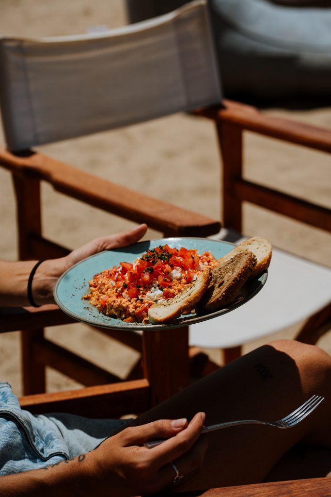 %ce%b5%ce%bb%ce%bb%ce%b7%ce%bd%ce%b9%ce%ba%cf%8c-brunch-%ce%ba%ce%ac%cf%84%cf%89-%ce%b1%cf%80%cf%8c-%cf%84%ce%b1-%ce%b1%ce%bb%ce%bc%cf%85%cf%81%ce%af%ce%ba%ce%b9%ce%b1-%ce%ba%ce%b1%ce%b9-%ce%ba%ce%bb0