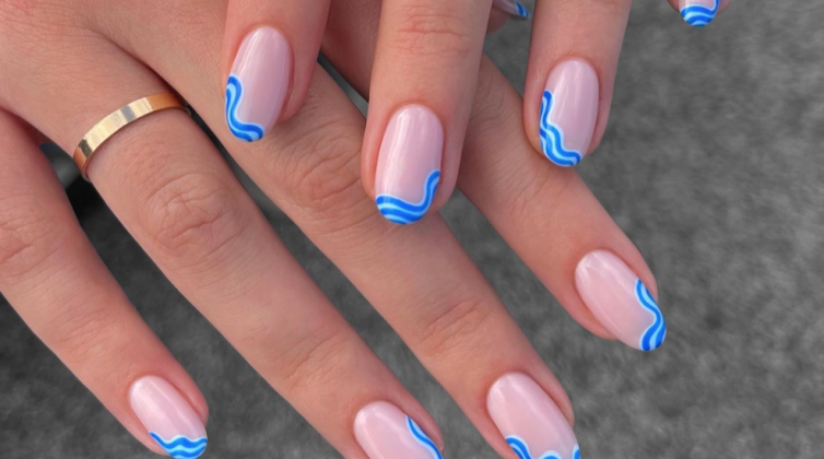 French Manicure: Ιδέες για το πιο ωραίο μανικιούρ του καλοκαιριού