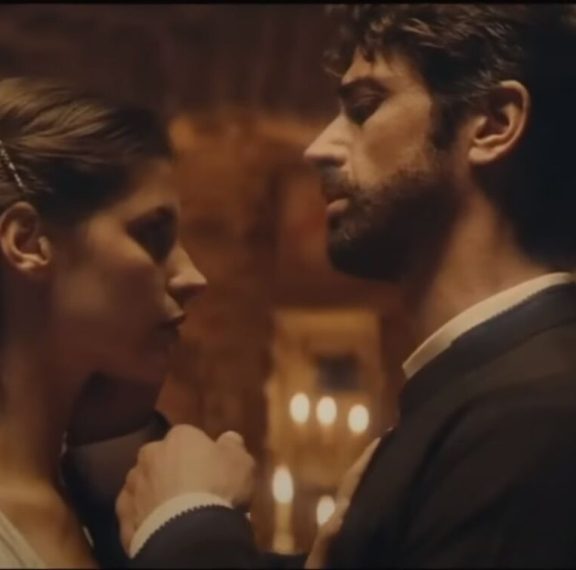 alpha-με-μία-κωμωδία-και-4-δραματικές-σειρές