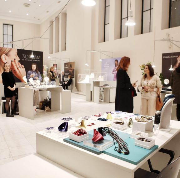 a-jewel-made-in-greece-για-11η-συνεχόμενη-χρονιά-η-συνάντη
