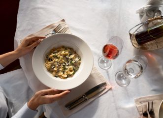 fine-dining-%ce%b5%cf%83%cf%84%ce%b9%ce%b1%cf%84%cf%8c%cf%81%ce%b9%ce%b1-%cf%84%ce%b9-%cf%84%ce%b1-%ce%ba%ce%b1%ce%b8%ce%b9%cf%83%cf%84%ce%ac-%ce%be%ce%b5%cf%87%cf%89%cf%81%ce%b9%cf%83%cf%84%ce%ac0