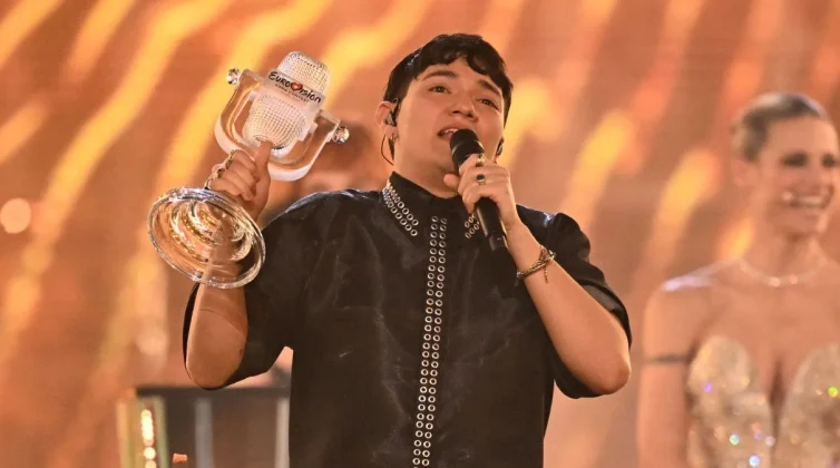 eurovision-2025-%ce%bc%ce%b5%ce%b3%ce%ac%ce%bb%ce%b7-%ce%b5%cf%80%ce%b9%cf%84%cf%85%cf%87%ce%af%ce%b1-%ce%b3%ce%b9%ce%b1-%cf%84%ce%b7%ce%bd-%ce%ba%ce%bb%ce%b1%cf%85%ce%b4%ce%af%ce%b1-%ce%ba%ce%b10