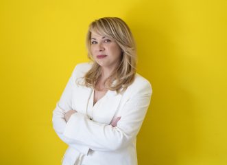 βίκυ-τσάμη-public-affairs-director-gilead-οδηγώντας-με-αξίες-σε