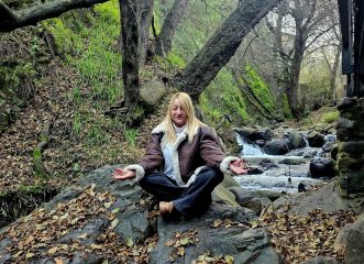η-εκπαιδεύτρια-yoga-anna-gruny-απαντά-στο-ερωτηματ