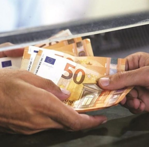 οπεκα-μηνιαίο-επίδομα-216-ευρώ-οι-δικαι