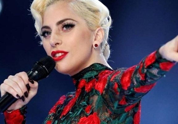 όταν-η-lady-gaga-μίλησε-ανοιχτά-για-τη-μάχη-της