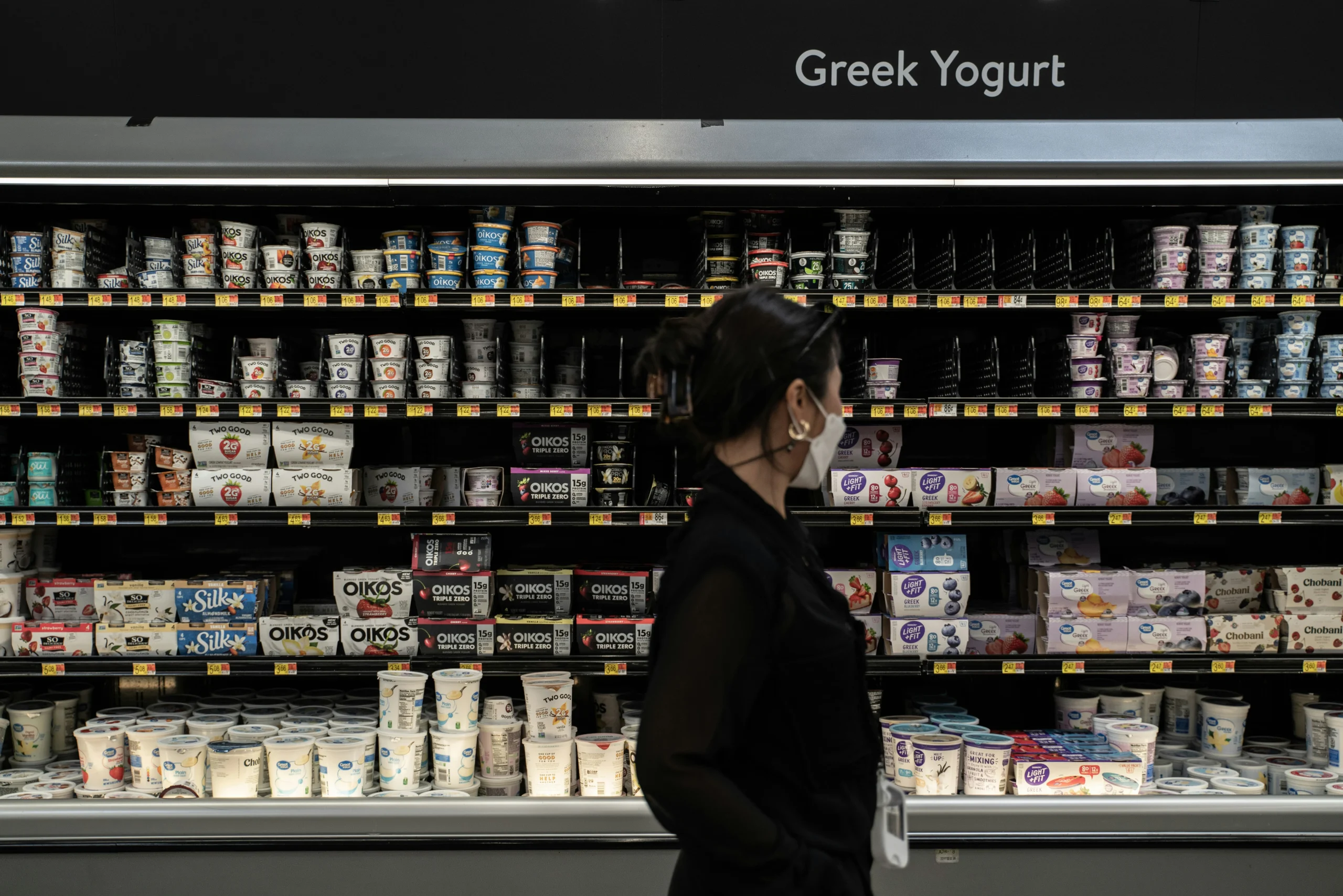 ανακαλούνται-γιαούρτια-από-τα-ψυγεία
