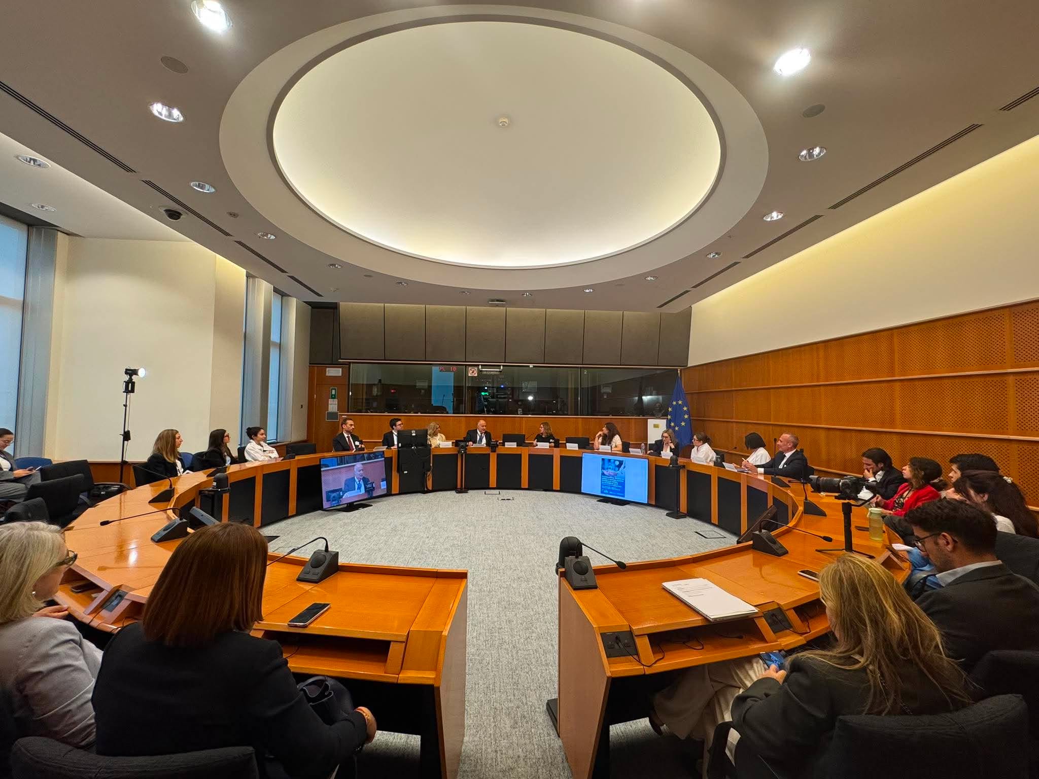 η-abbvie-στο-ευρωπαϊκό-κοινοβούλιο-επενδύσ